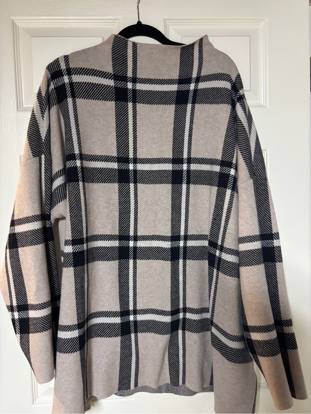 Max Studio Beige and Black Plaid Open-Front Cardigan